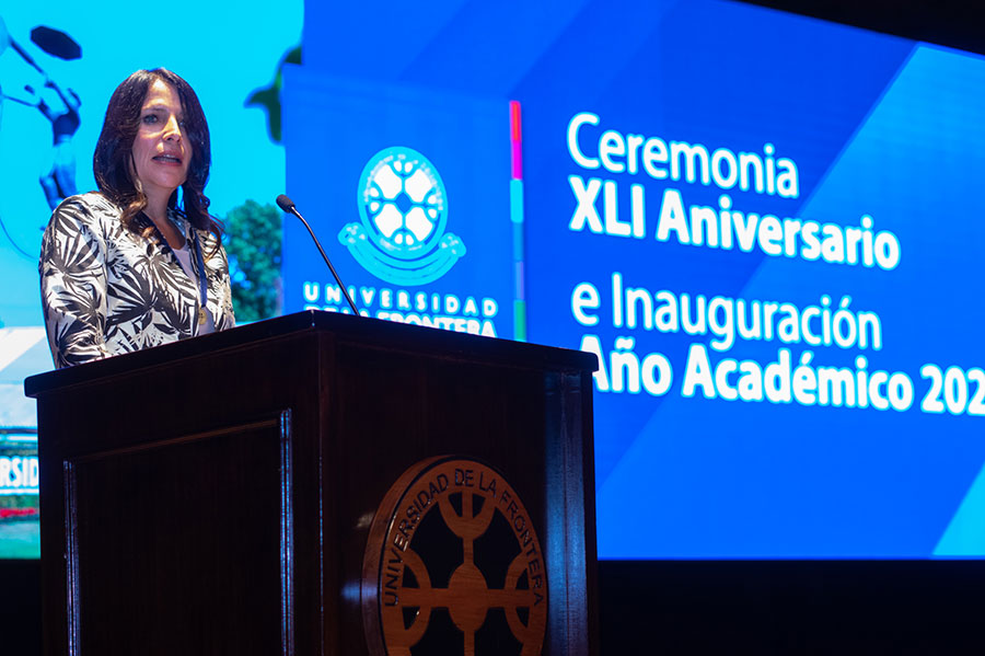 Consagrada como una académica destacada, la Dra. Berta Schnettler Morales logró una importante condecoración en su carrera y en su vida, como mujer, madre y hermana. La Medalla Trayectoria Académica 2022