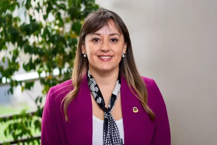 Directora-Biomol-ufro-Pamela-Leal