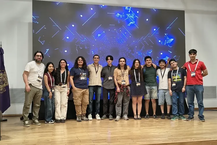 Estudiantes de Ingeniería Civil Matemática UFRO obtuvieron el 5° lugar en competencia latinoamericana de Computación de Alto Rendimiento CARLA 2026