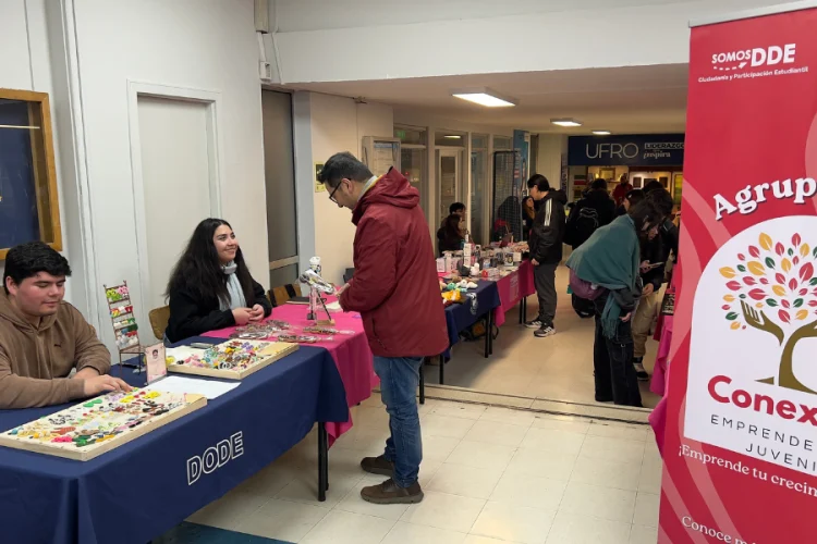 Feria de invierno reunió a estudiantes emprendedores