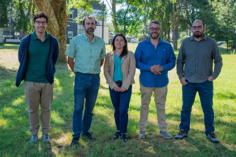 Foto Grupal verde ANID