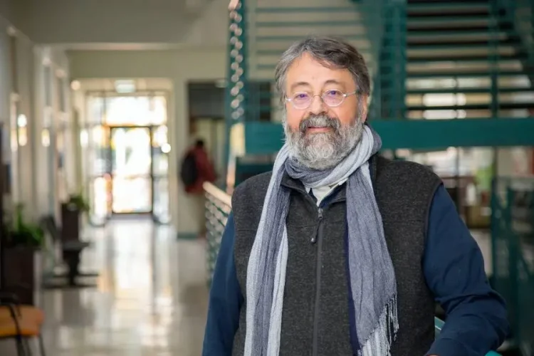Julio Fenner