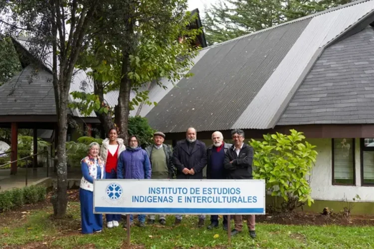 UFRO fortalecen autonomía comunicacional comunidades indígenas