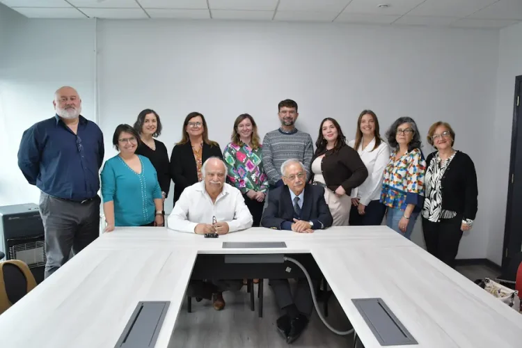 Directores de carrera de medicina se reúnen en la UFRO